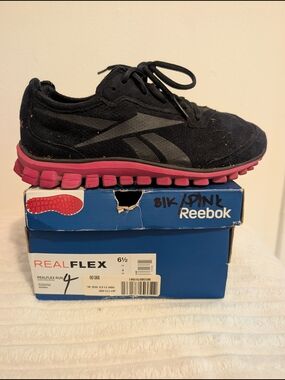 Reebok RealFlex Black and Pink Running Shoe